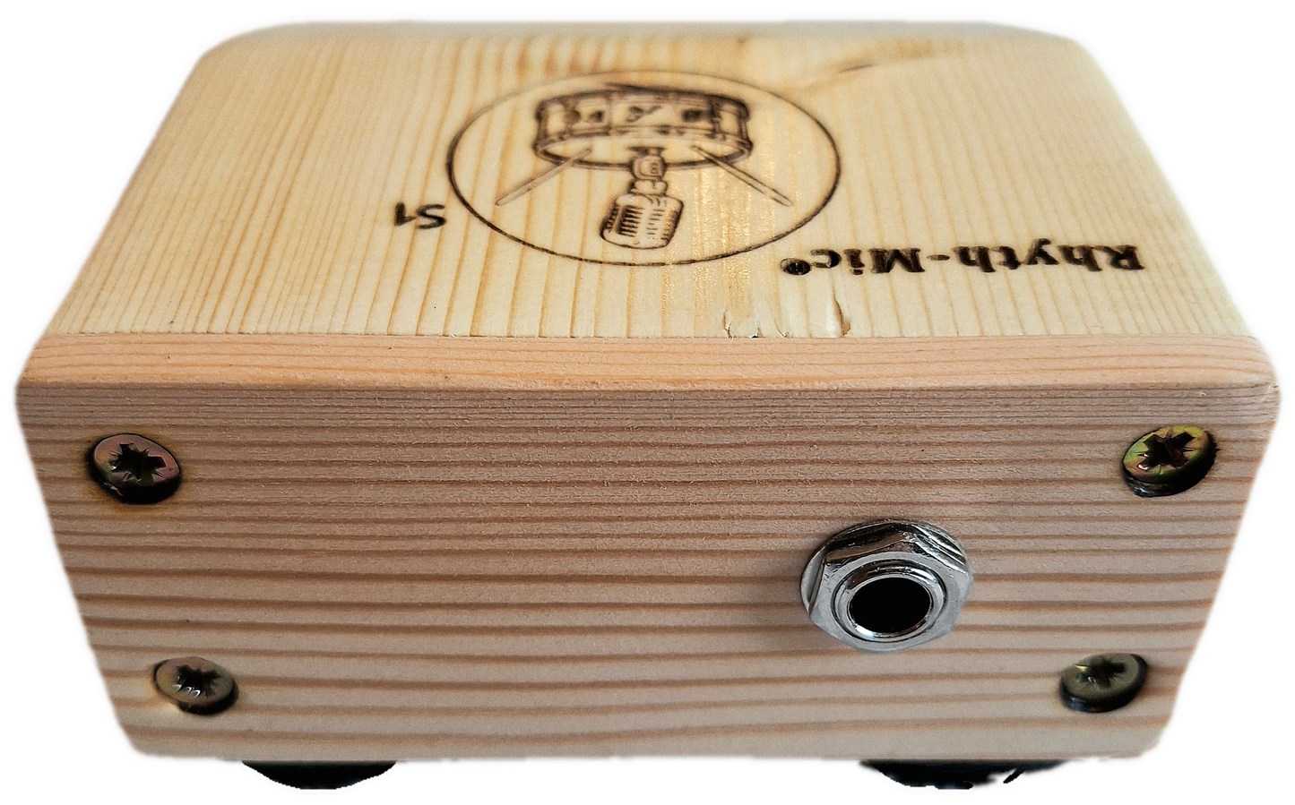 Close-up rear view Photo of a rhyth-mic S1 snap stomp box displaying laser etched Rhyth-Mic branding of a drum beneath a microphone and a single 6.3mm  1/4 inch jack