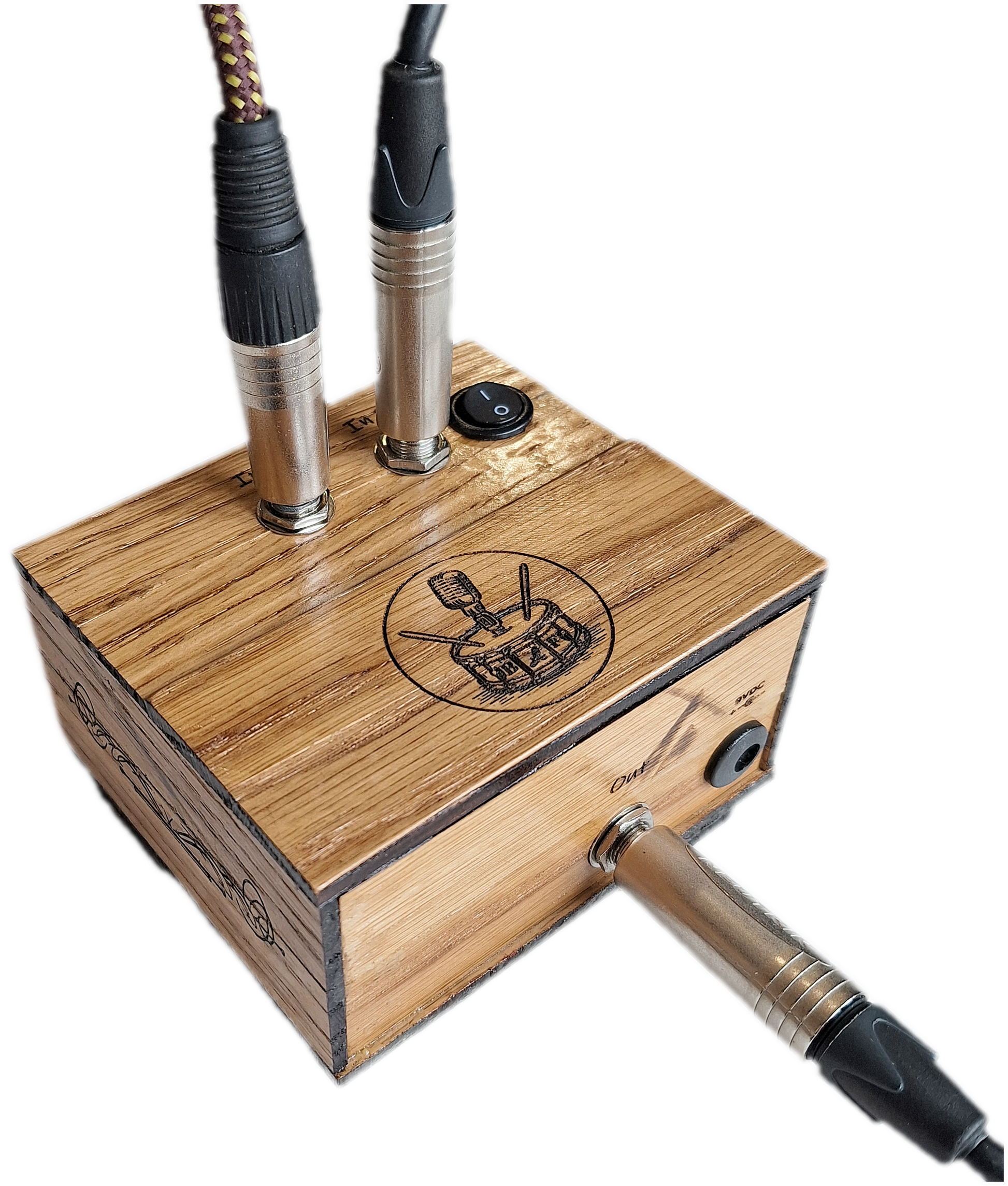 handmade oak 2 channel audio mixer, demonstrating 2 input instrument leas and a single output